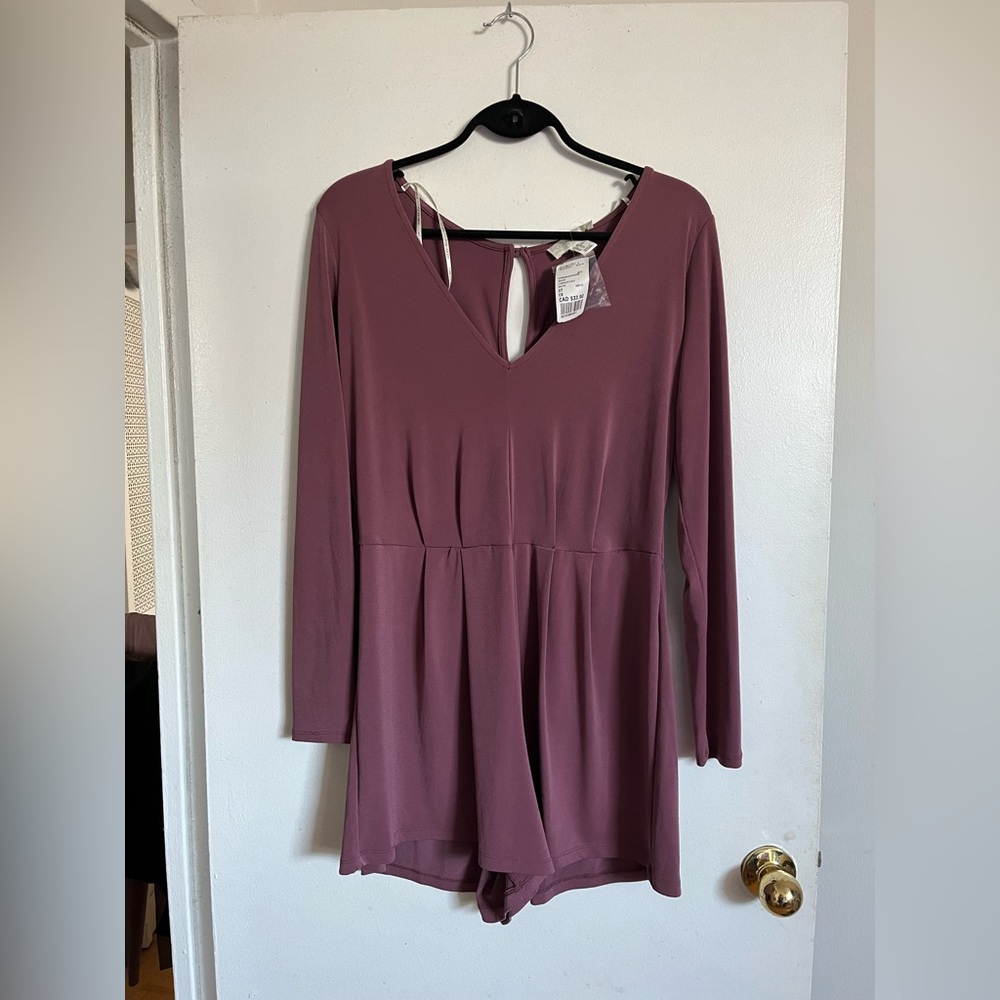 Forever 21 Plus Size Mauve Long Sleeve Romper, Tags still on!! Size 0X/12-14